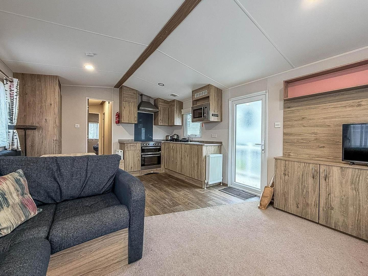 Beautiful Caravan With Decking At Trevella Holiday Park, Newquay, Ref 98082Hs Ньюкі Екстер'єр фото